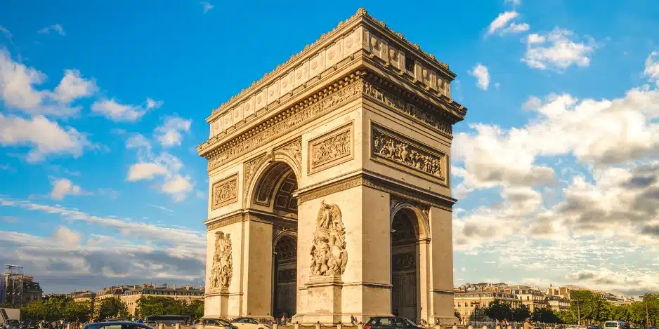 Arc-de-Triomphe-_-Billet-dentree-Acces-au-toit