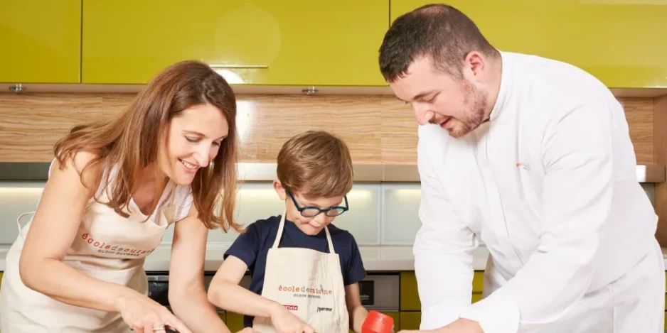 Cours-de-cuisine-parent-_-enfant-a-lEcole-Ducasse