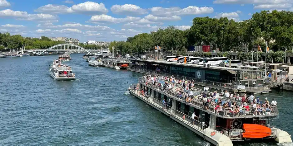 Croisiere-panoramique-sur-la-Seine-dejeuner-au-Bistro-Parisien