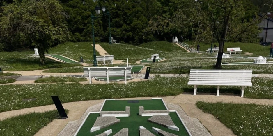 Mini-Golf-a-Paris
