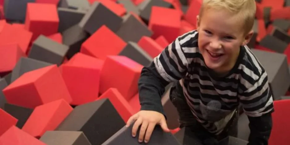 Trampoline-Park-Mini-Jump-enfant-a-Gennevilliers-92